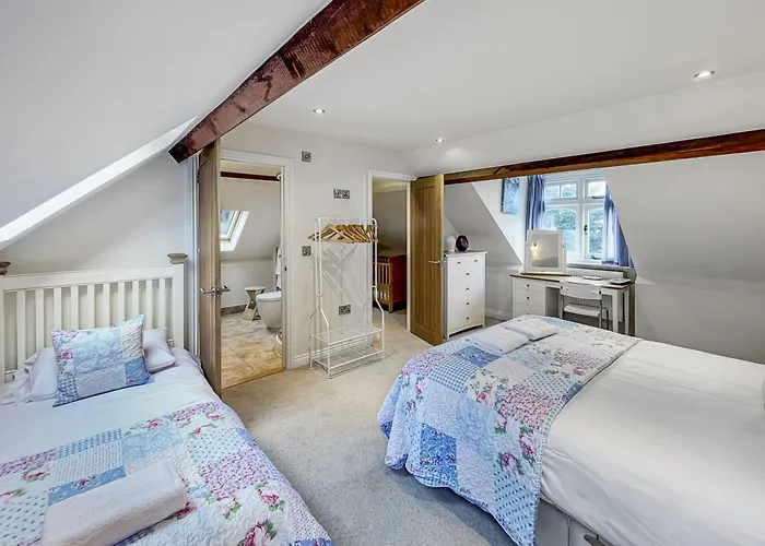 Redway Lodge
